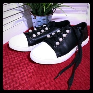 NWOT Mossimo Supply Co. Women’s shoes